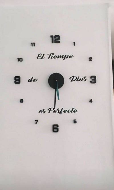 Reloj de Pared - "El Tiempo de Dios es Perfecto"